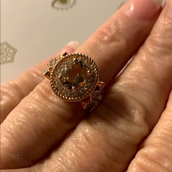 Morganite Ring new without tags - Picture 3 of 7